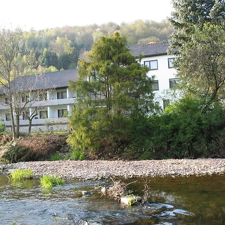 Zur Mühle 3*